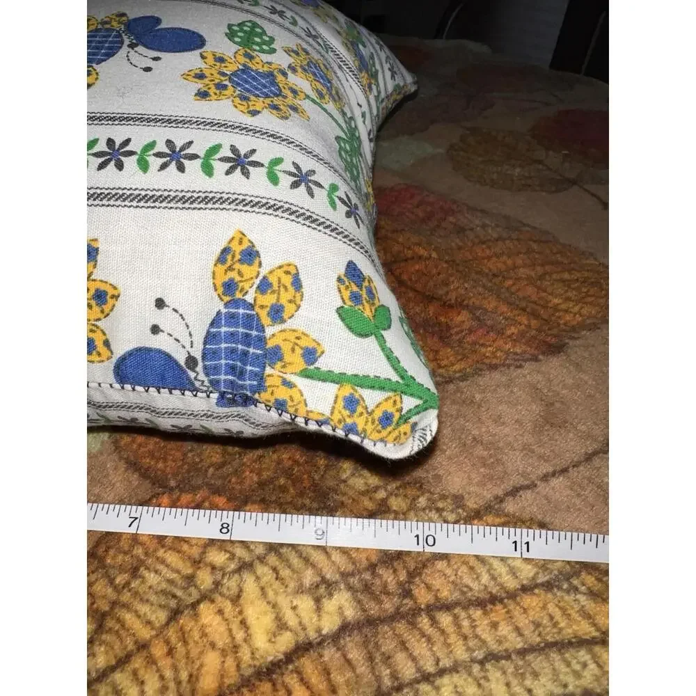 Handmade Pillow with VTG 1960's Sunflower and Butterfly Cotton 10x10.5‎